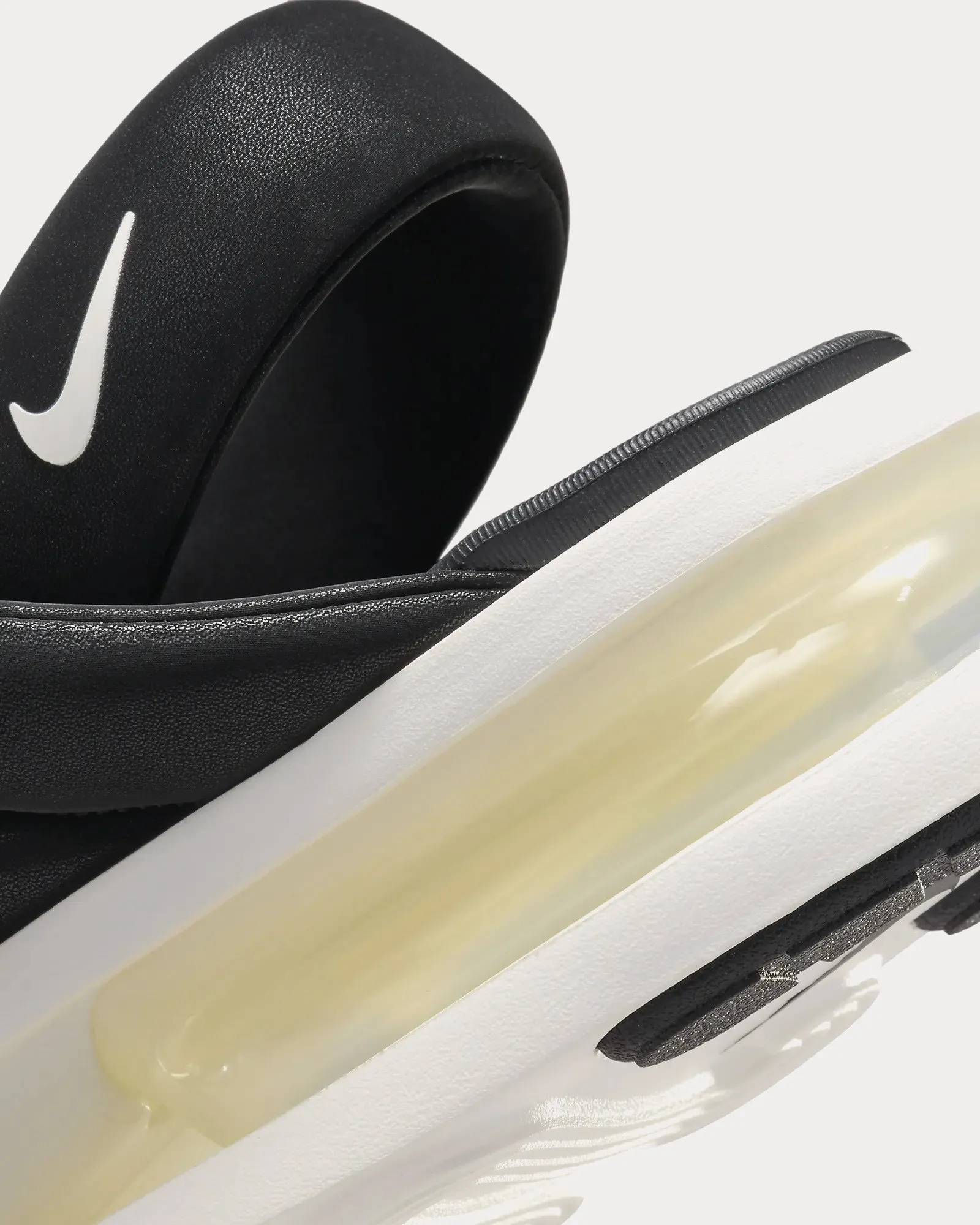 Air Max Isla Black / Sail Sandals