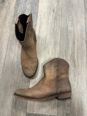 Boots Ankle Flats By Liberty  Size: 8