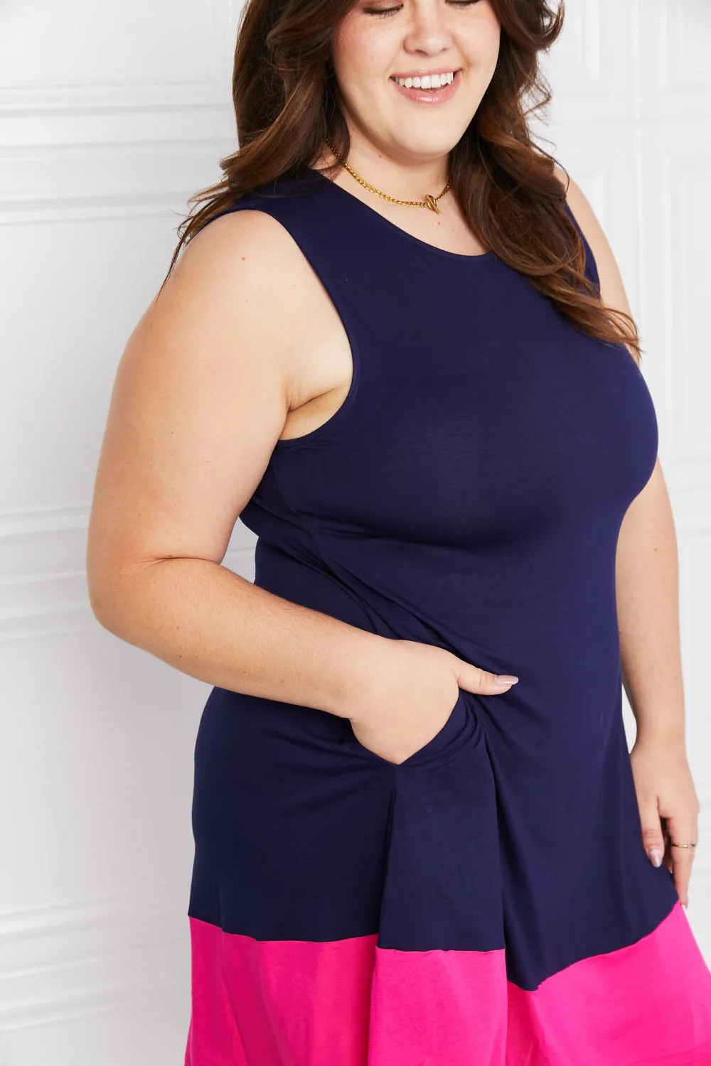 Contrast Sleeveless Mini Dress
