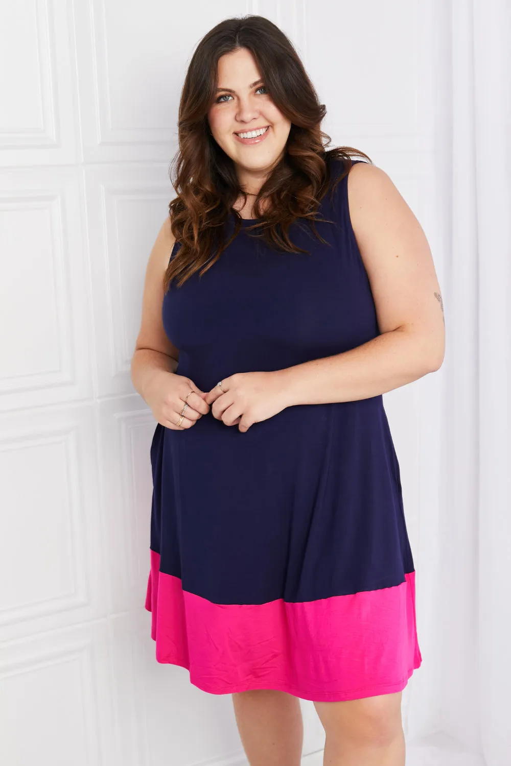 Contrast Sleeveless Mini Dress
