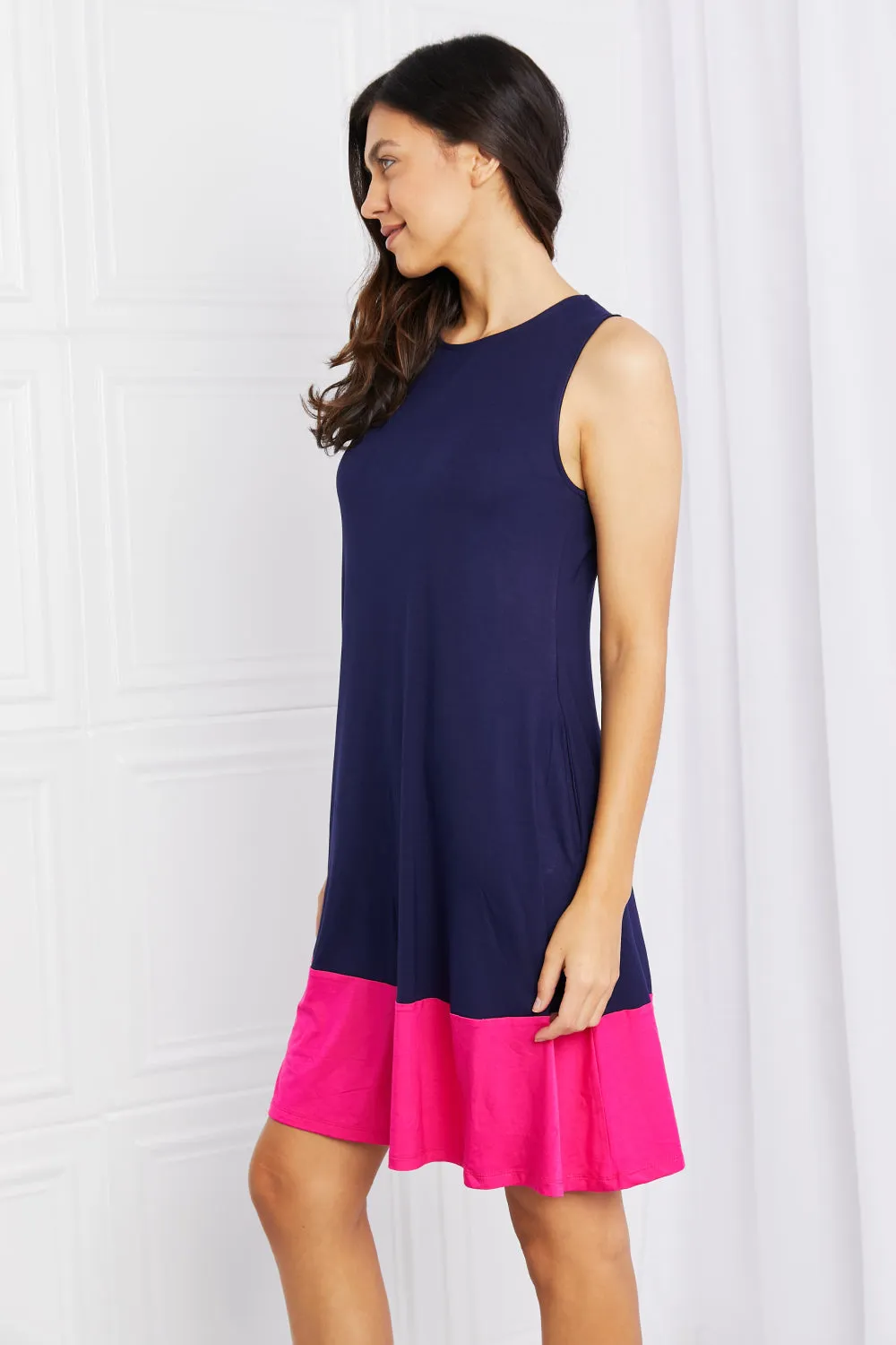 Contrast Sleeveless Mini Dress