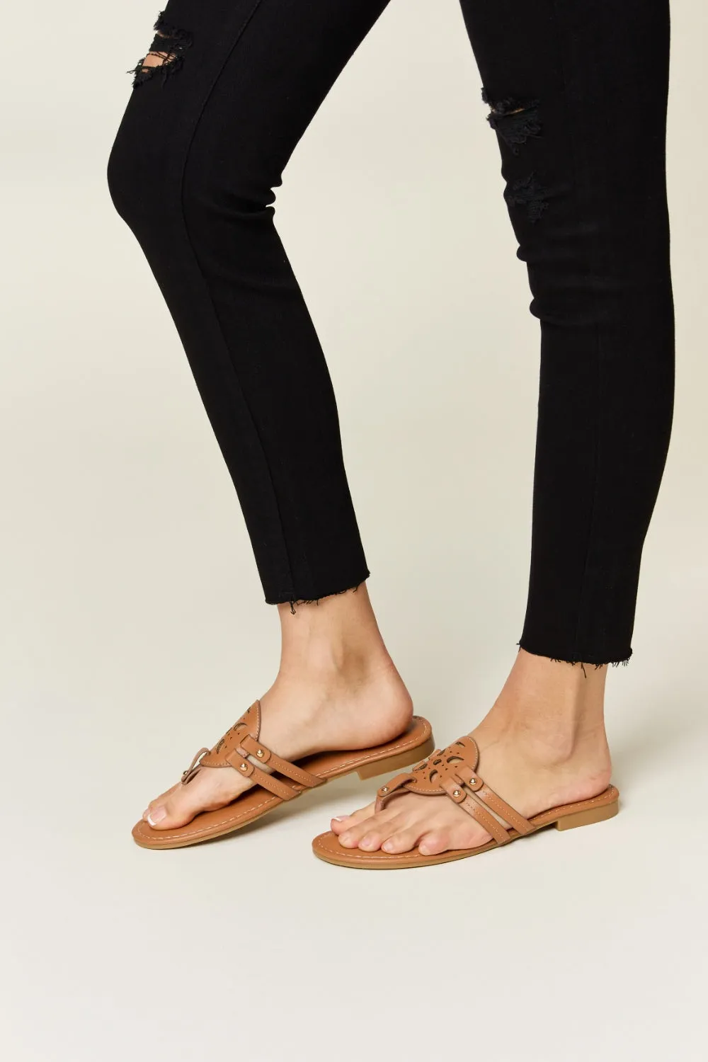 Link Cutout Open Toe Sandals