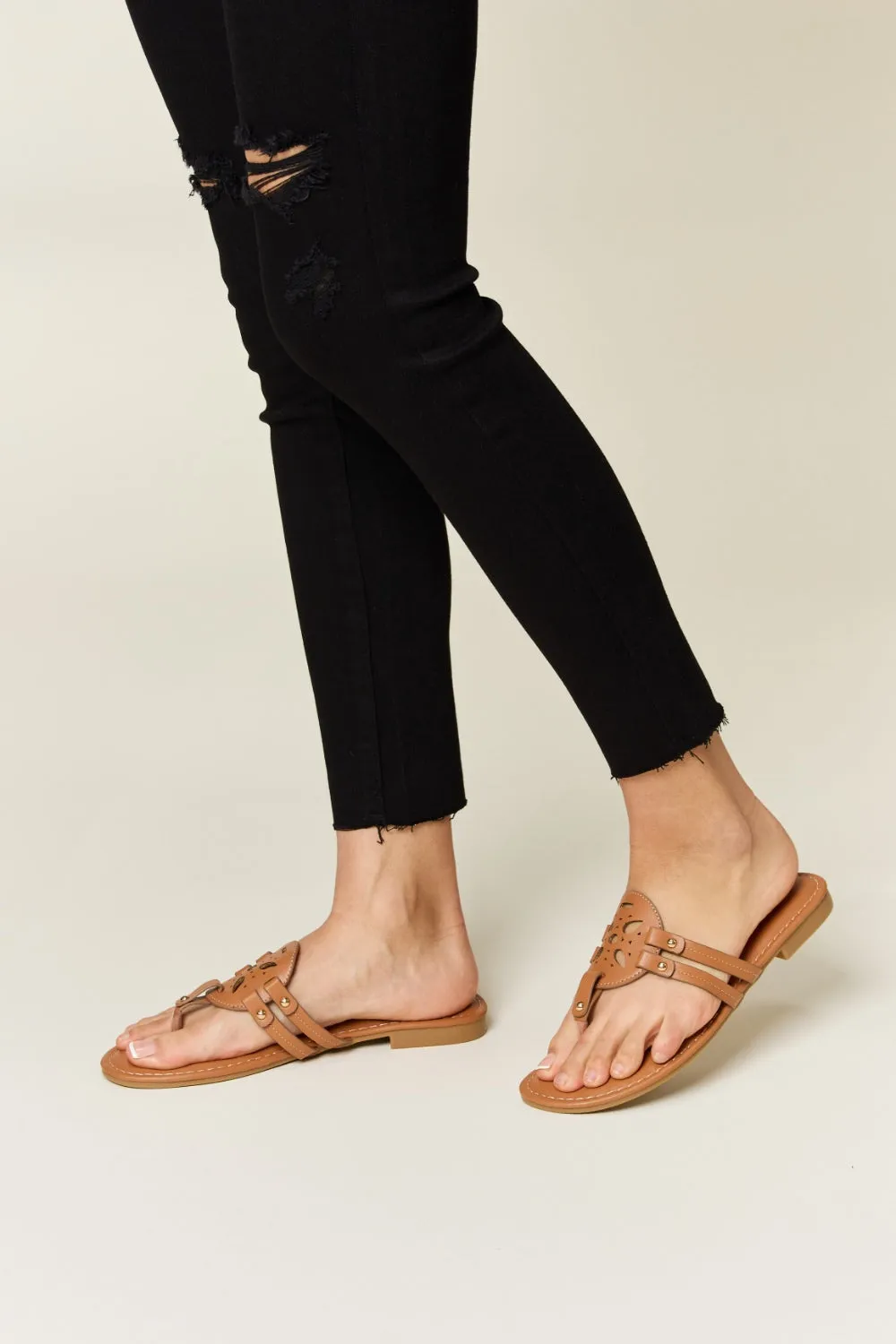 Link Cutout Open Toe Sandals