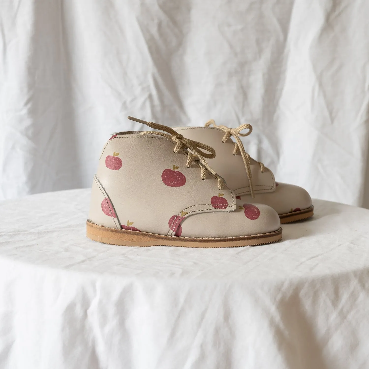 Milo Boot | Apple