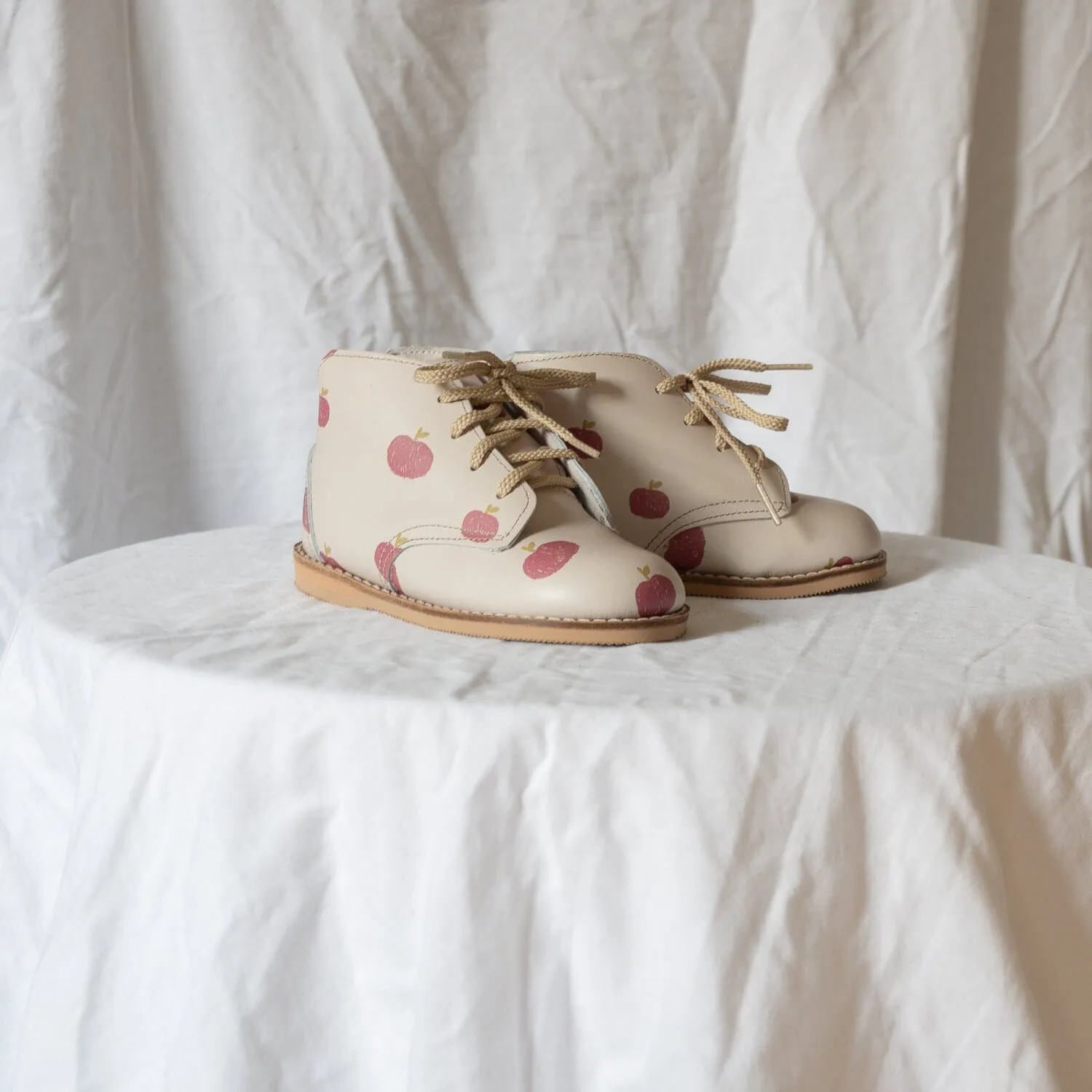 Milo Boot | Apple