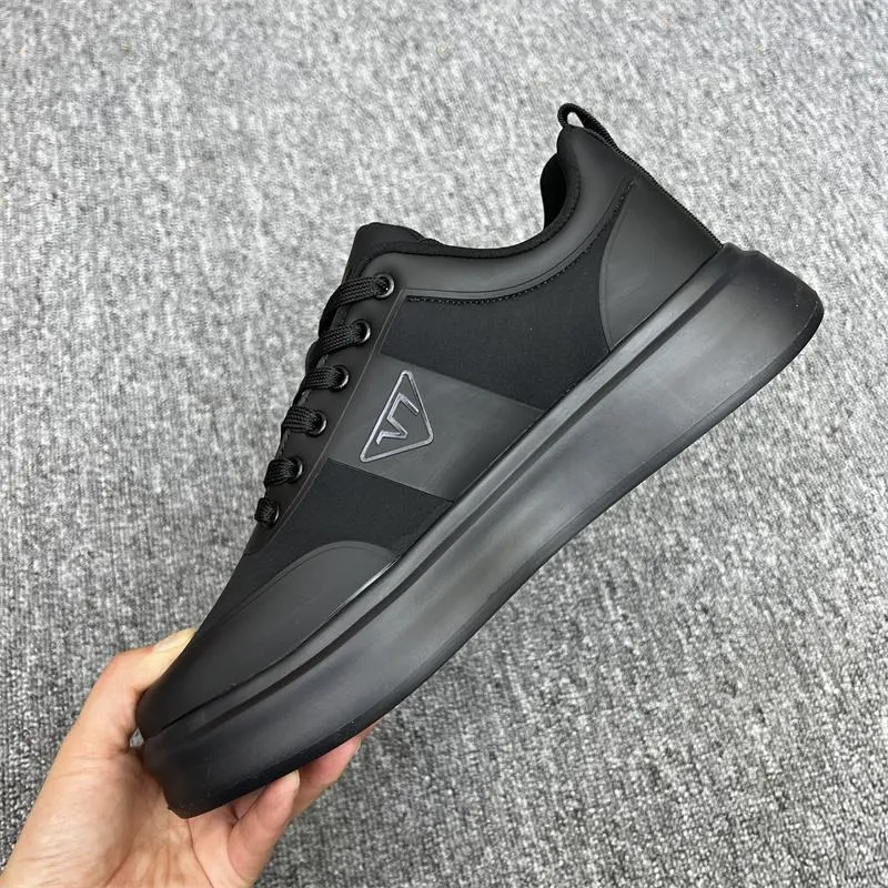 (New launch ⚡) Trendy comfortable casual men's shoes