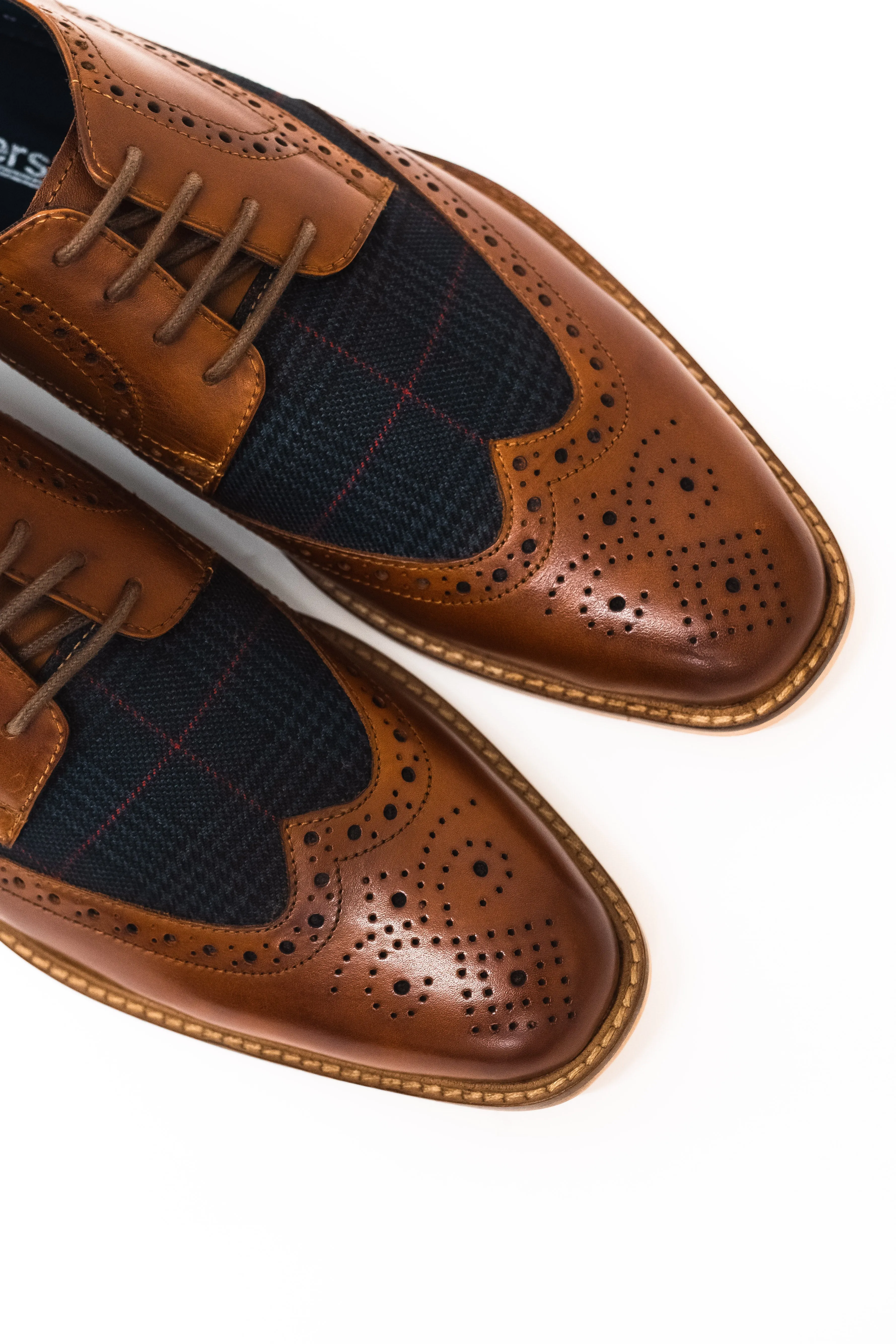 Roamers Tan With Navy Check Contrast Brogues